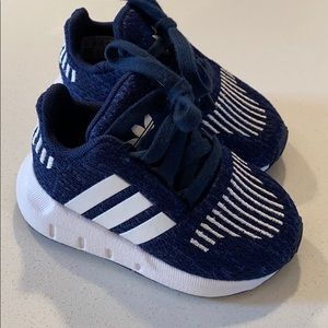 ADIDAS swift navy baby size 4